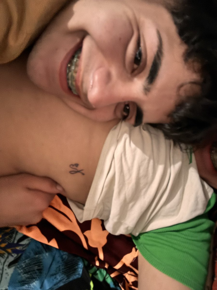 Dicen que el amor nos marca en cuerpo y alma, estoy segura que mi alma te va a amar hasta la eternidad y ahora mi piel para toda la vida❤️
