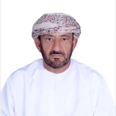 أيها المتقاعد..دبّر نفسك
بقلم : سالم البادي
لا فض فوك أستاذ <a href="/NmSaliim/">سالم نجيم البادي</a>

اطلعتُ على منشور على منصة "إكس" منسوب إلى إحدى الشخصيات المعروفة يشكو فيه من أحواله بعد التقاعد، وذكر في هذا المنشور أعباء الحياة ومتطلباتها، وطالب بإيجاد حلول للمتقاعدين. فتساءلتُ في نفسي: إذا كان هذا حال