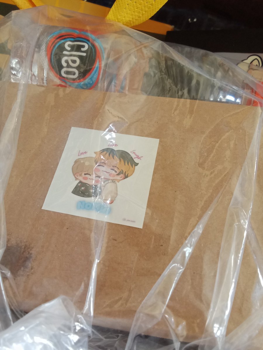 🪮🩶 tweet media