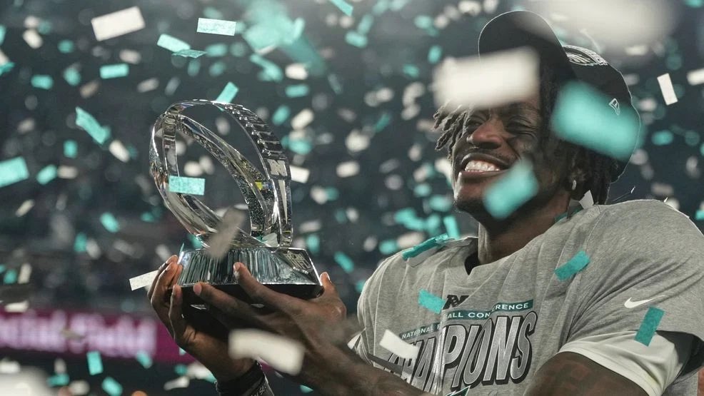 AJ Brown in his Eagles career: (3 full seasons)

— Super Bowl Champion
— Three 1,000 yard seasons
— 3x All Pro
— Broke Eagles single season receiving record 
— Broke Eagles record for most receptions in a season
— NFL record 6 consecutive games with 125+ receiving yards
— Team