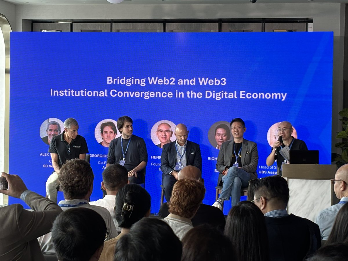 inesyongdao's tweet image. GM Singapore 🌞
An insightful morning before #Token2049 in the town.
#RWA taking the spotlight today.