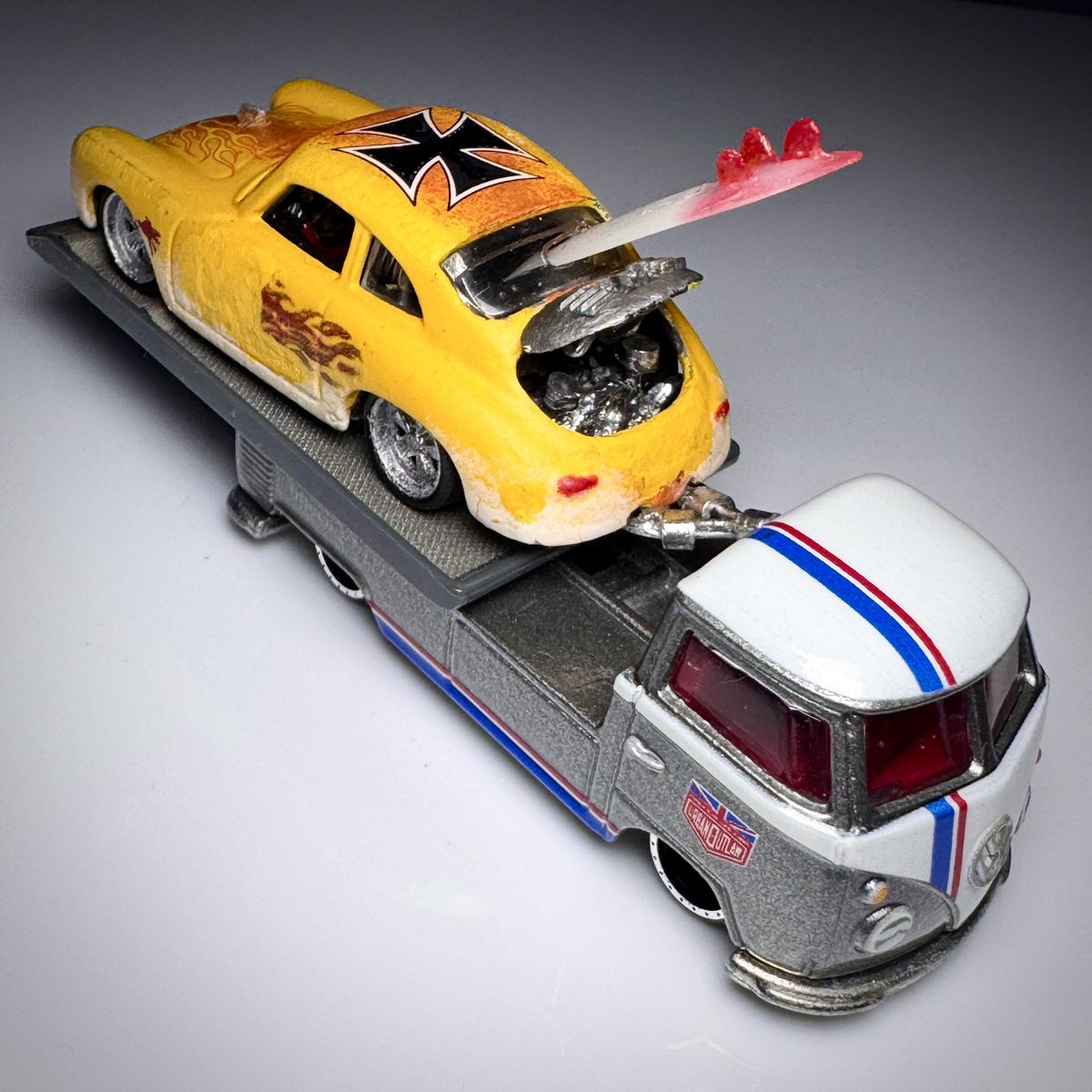 kenhmiles356911's tweet photo. I took it, so I'll show you๐ฅโค๏ธ๐ค
#hotwheelskustom #356outlaw #surflife https://t.co/wk9sNDEcyq