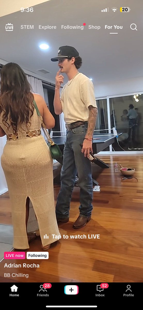 vetostars's tweet photo. casually scrolling on my tiktok and i see adrians live and immediately met with That…. #bb27 https://t.co/0HXTUilUqv
