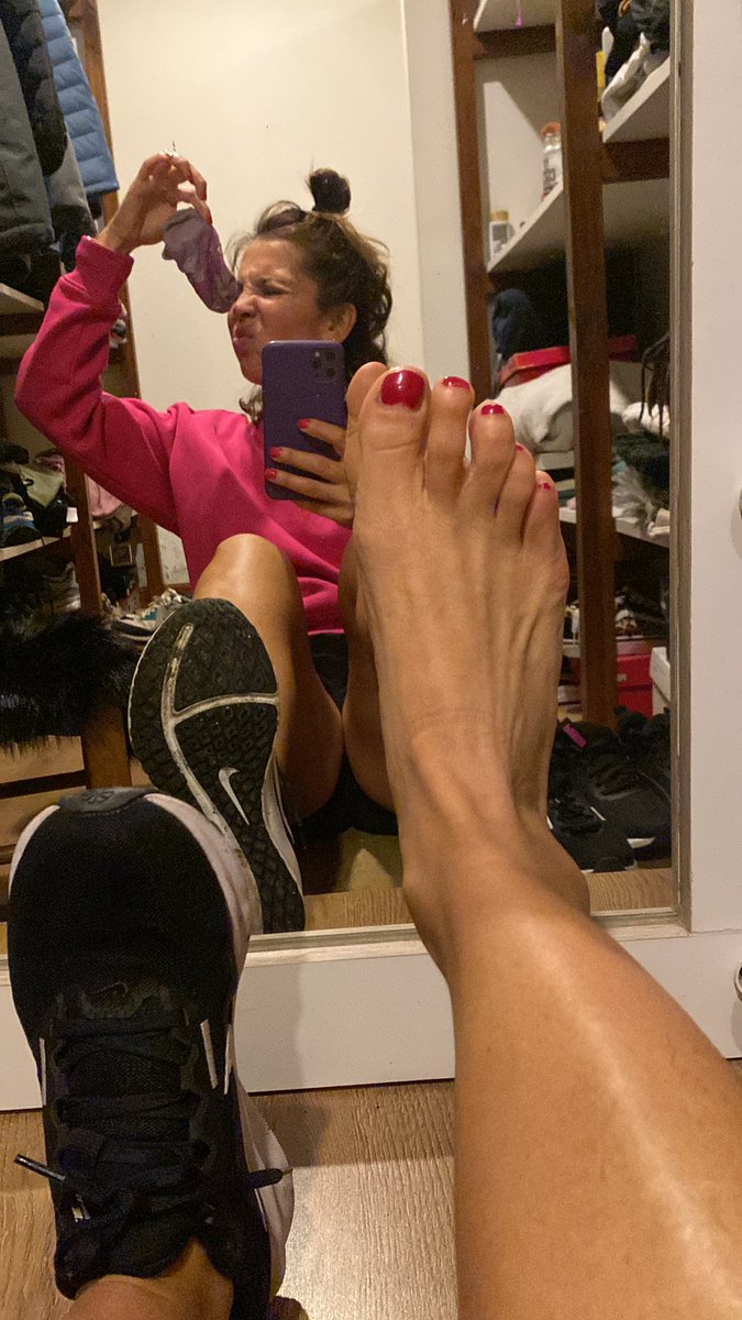 Lizzy 👣❤️💸 tweet media