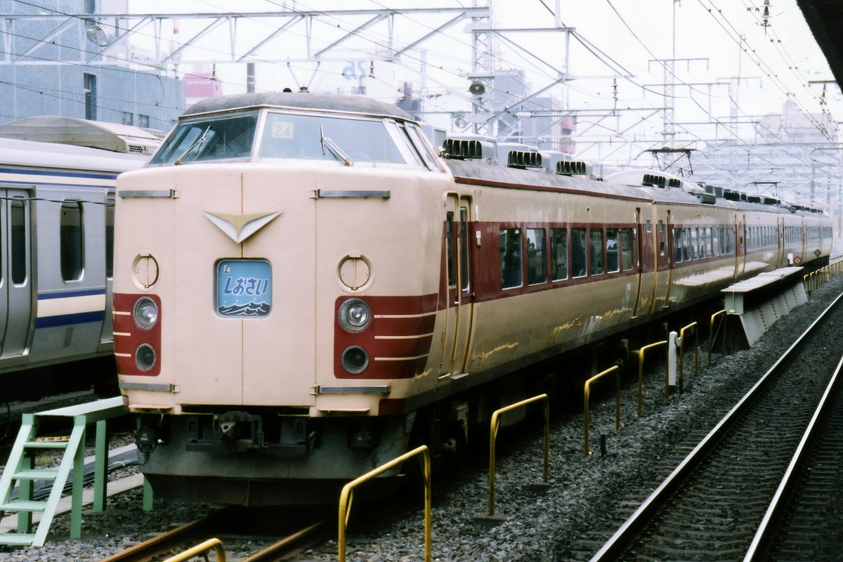 12/16 88番　ゆうと様　10台 カワサキ（KAWASAKI）1988年 ZX-10・新登場のカタログ情報