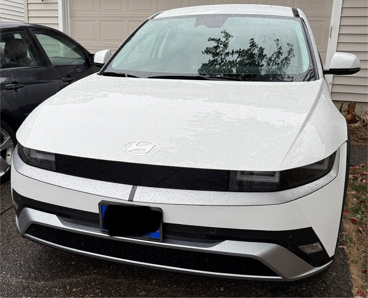 JSniperton tweet media