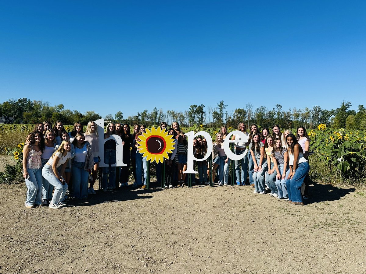 ofvolleyball's tweet photo. Our players got to explore Maria’s #fieldofhope today, which was very powerful. We are blessed! Afterwards we headed to Mitchell’s for dessert before team dinner. Back at it tomorrow to start the final two weeks of the regular season! https://t.co/4OXFDMOWTL