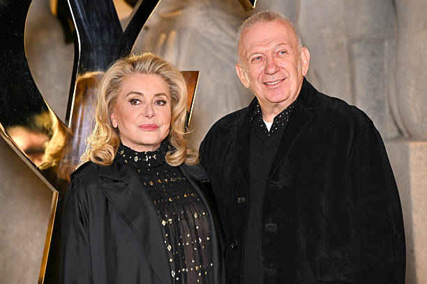 FranccesLucca's tweet image. Catherine Deneuve. YSL 2025 #fwp .