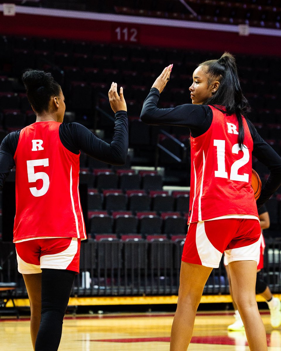 Buckets &amp; Vibes ✨

#GoRU | #RUWBB | #NextLevel