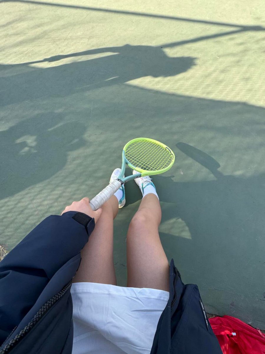 tambura97823014's tweet image. While the city slows down, I level up. 🏋️‍♀️💎 #StrongAndBold