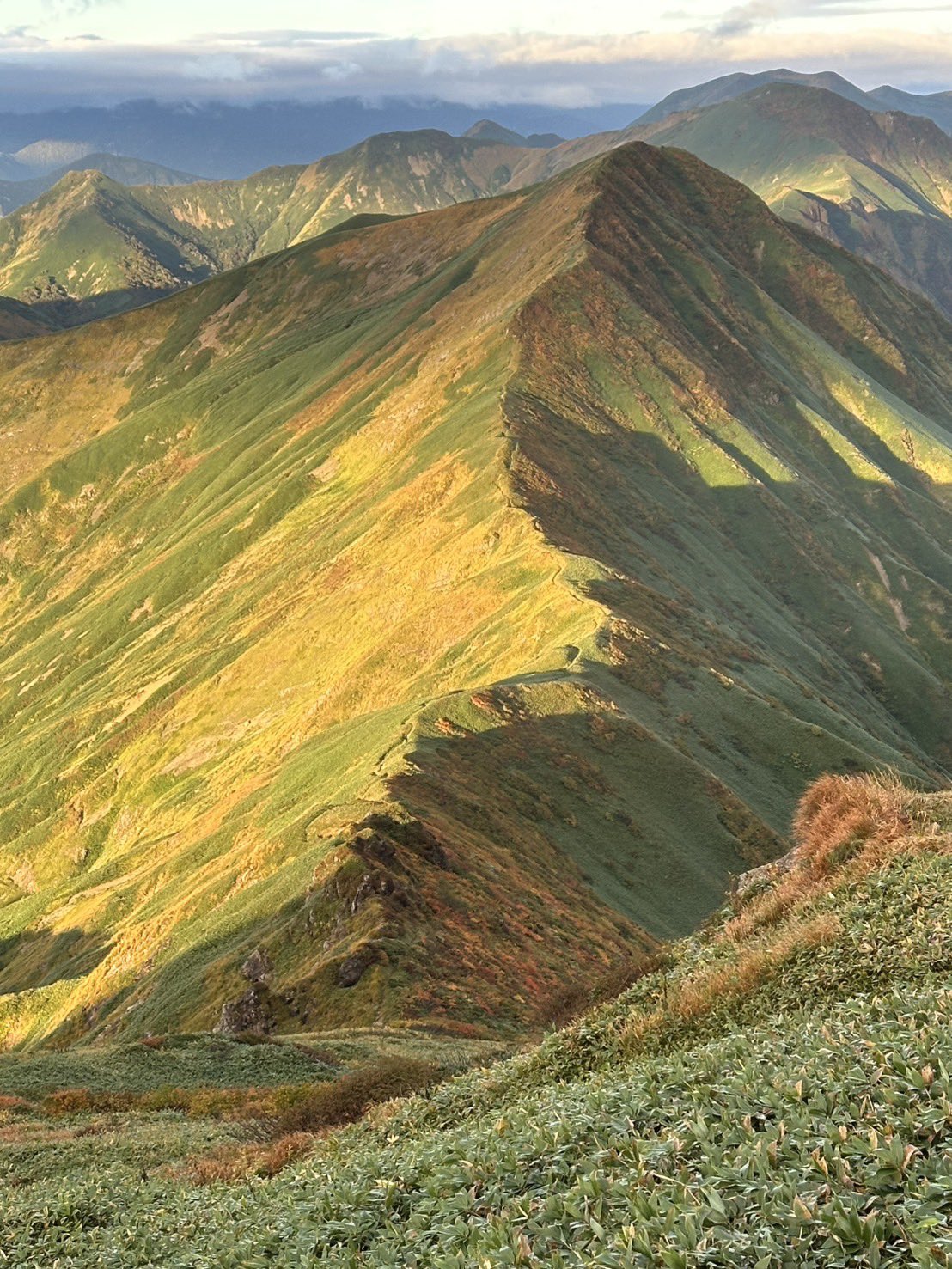 山と渓谷 山と溪谷（山と渓谷）編集部 on X