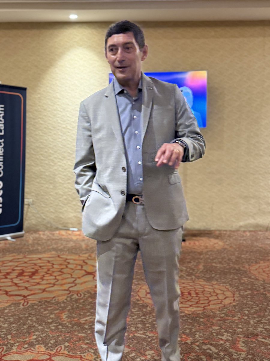 Laercio Albuquerque, VP Cisco LatAm nos adelanta lo que veremos en #CiscoConnectLatam:
Detrás de la IA hay una complejidad monstruosa: la infraestructura crítica es lo que permite que la propuesta de la IA sea una realidad. <a href="/Cisco/">Cisco</a> 
La cobertura completa en <a href="/ITSitio/">ITSitio</a>
