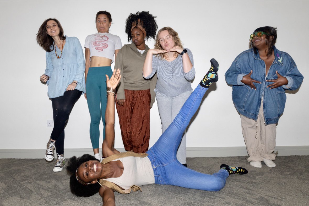 I’m part of Chorale Poétique! ‘Eyes See Song’ is an interdisciplinary theatre show, written by Pid’or Tampa. 

This play explores themes of identity, betrayal, and healing✨

Singing, movement, character role play, audience interaction &amp; poetry. <a href="/BreadandRosesTC/">The Bread & Roses Theatre</a> <a href="/lambethfringe/">The Lambeth Fringe</a>