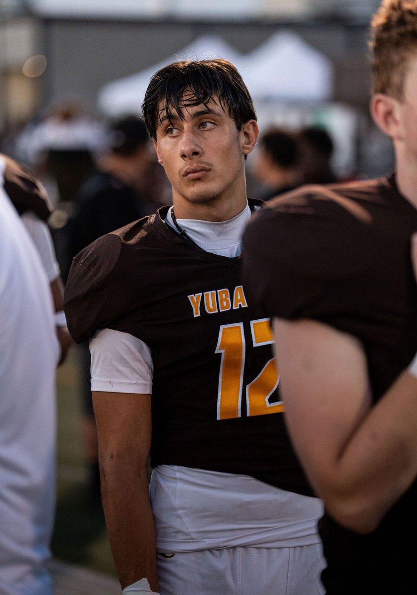 Cody Haase Class of 27’🎓
RB/SS/ATH from Yuba city high school 
6’0 
170 lbs 
Mid season film‼️: hudl.com/v/2Sr07c 
Coaches watch the film ⬆️