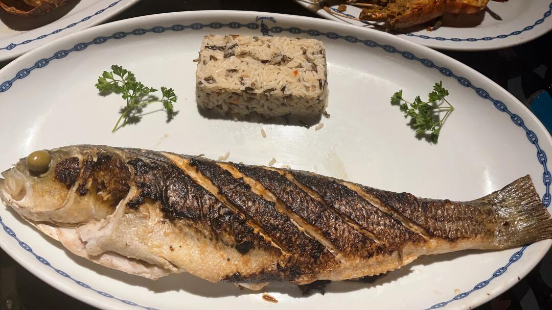 marvalentino1's tweet image. Fine dining, fearless mindset. 🥂🔥 #StrongAndBold