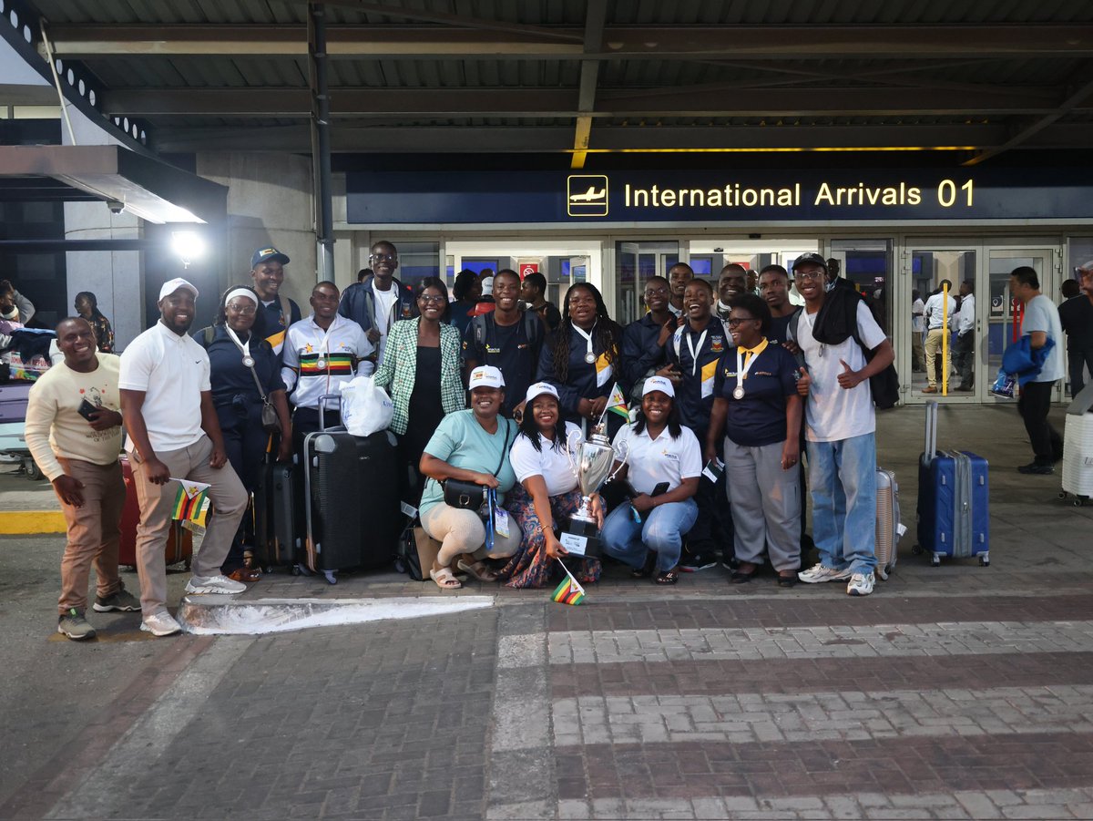 buseonline1's tweet photo. #BUSE Enactus touched down at RGM International Airport to a hero's welcome with #BUSE officials, #Enactus members and BUSE #Alumni rolling out the red carpet. The team displayed their runners-up trophy as well as their fourth-place Action with Africa certificate. They represent the nation with pride and honour and showcased the best of what the heritage-based Education 5.0 philosophy can produce. #shapingandcreatingthefuture #building #Zimbabwe #SilverJubilee
