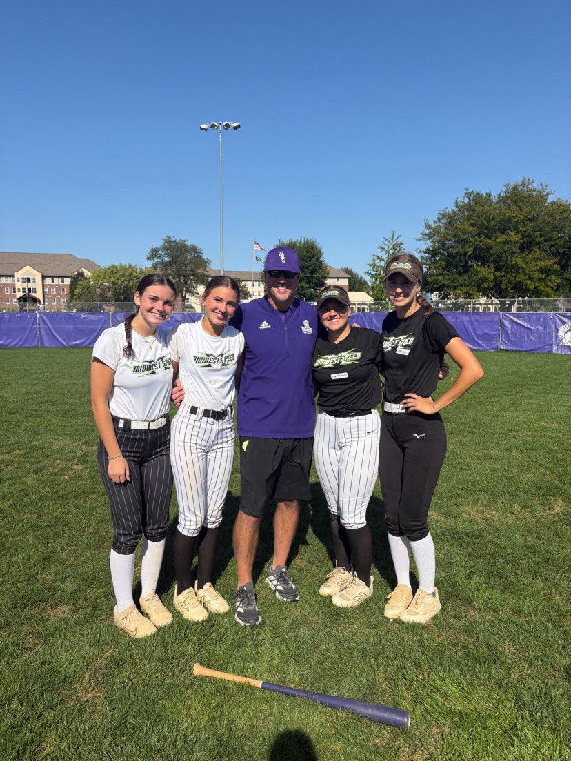 LynchLilli37665's tweet photo. This past weekend I was able to experience @WinonaStateSB camp! It was such a fun time learning new things with the amazing coaching staff and team! #Warriors https://t.co/Dk7nCKERca