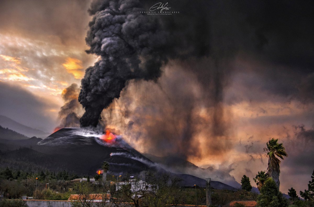 2025 Volcano camp
By <a href="/GeoTenerife/">GeoTenerife</a> with the collaboration of:
<a href="/IGNSpain/">Instituto Geográfico Nacional-O.A.CNIG</a> 
<a href="/VulcanaIEO/">Grupo VULCANA IEO-CSIC</a> 
<a href="/VolcansCanarias/">Volcanes de Canarias</a> 
<a href="/BravoTelesforo/">Fundación Telesforo Bravo-Juan Coello</a> 

Nov 1 to 8 and extension programme from 1 to 30

More info at geotenerife.com (field schools) enquiries@geotenerife.com 
#volcanology 
Pic: E. García
