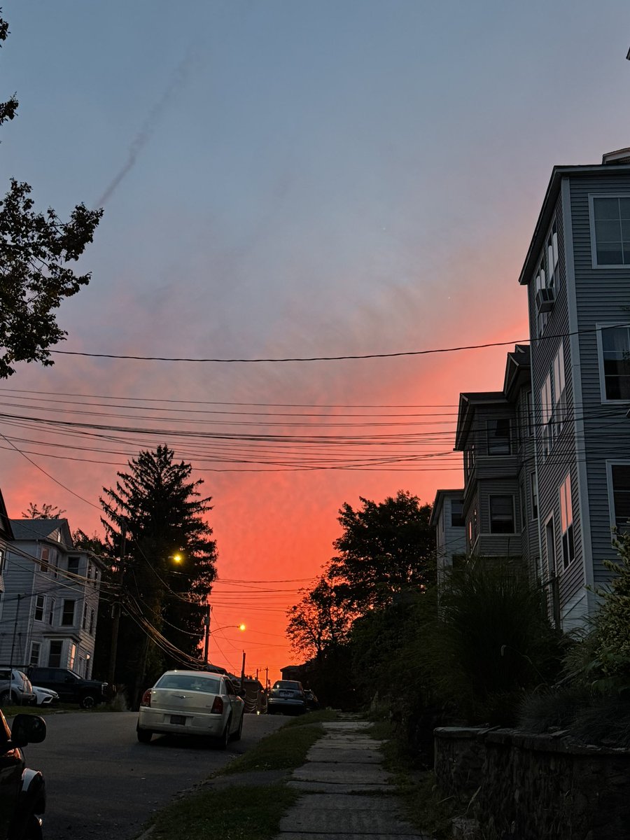 Last night in this apartment is a pretty one ♡