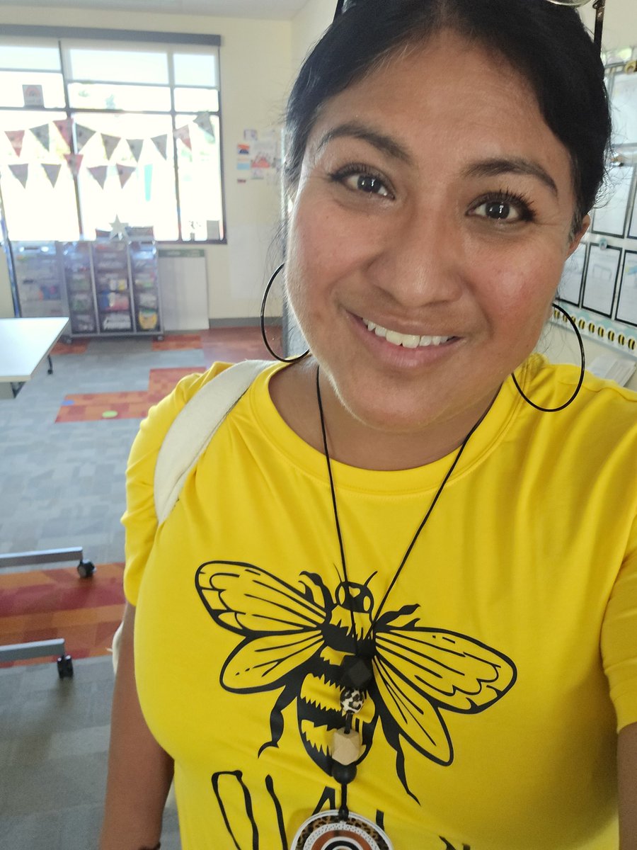 jcae2008's tweet image. It's #NationalCoffeeDay but I need a hot tea instead.  🥴