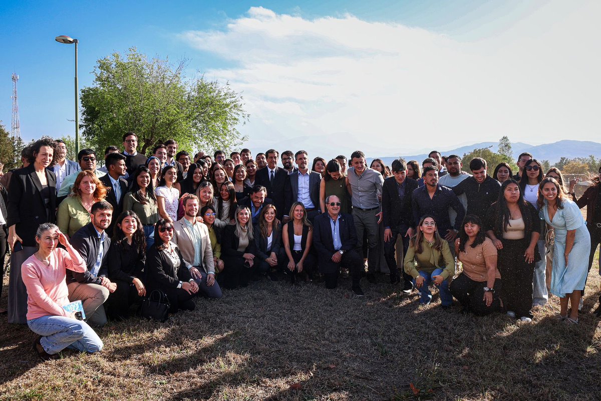 Carlos Sadir tweet media