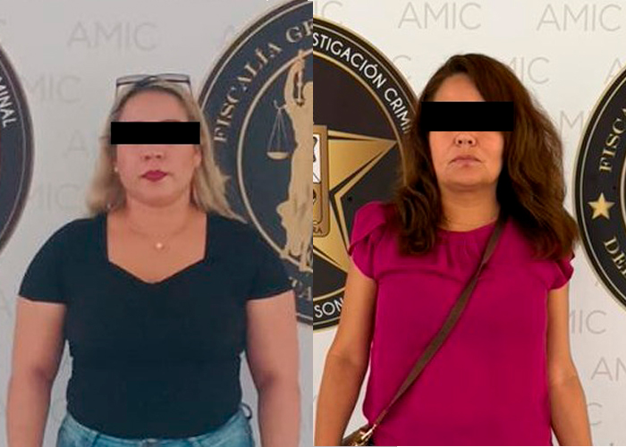 InfoSon1's tweet photo. La @fgjesonora imputó a Marla Yaneth “N” y Sabina “N” por agresión y robo de vehículo en #Hermosillo. 🚨
Golpearon a un hombre, le robaron su camioneta y la impactaron contra una casa en Villas del Marqués. Juez dictó prisión preventiva.
#Sonora #FGJES #Seguridad #AMIC
Lee más en: https://t.co/WQPhXrytnH
