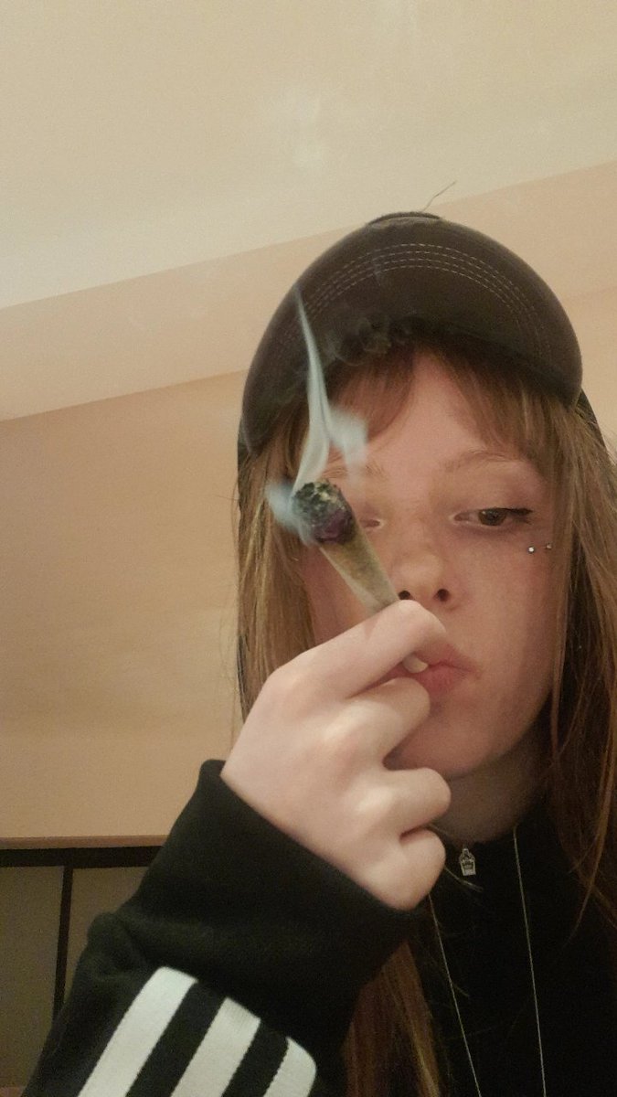Laura posting tweet media