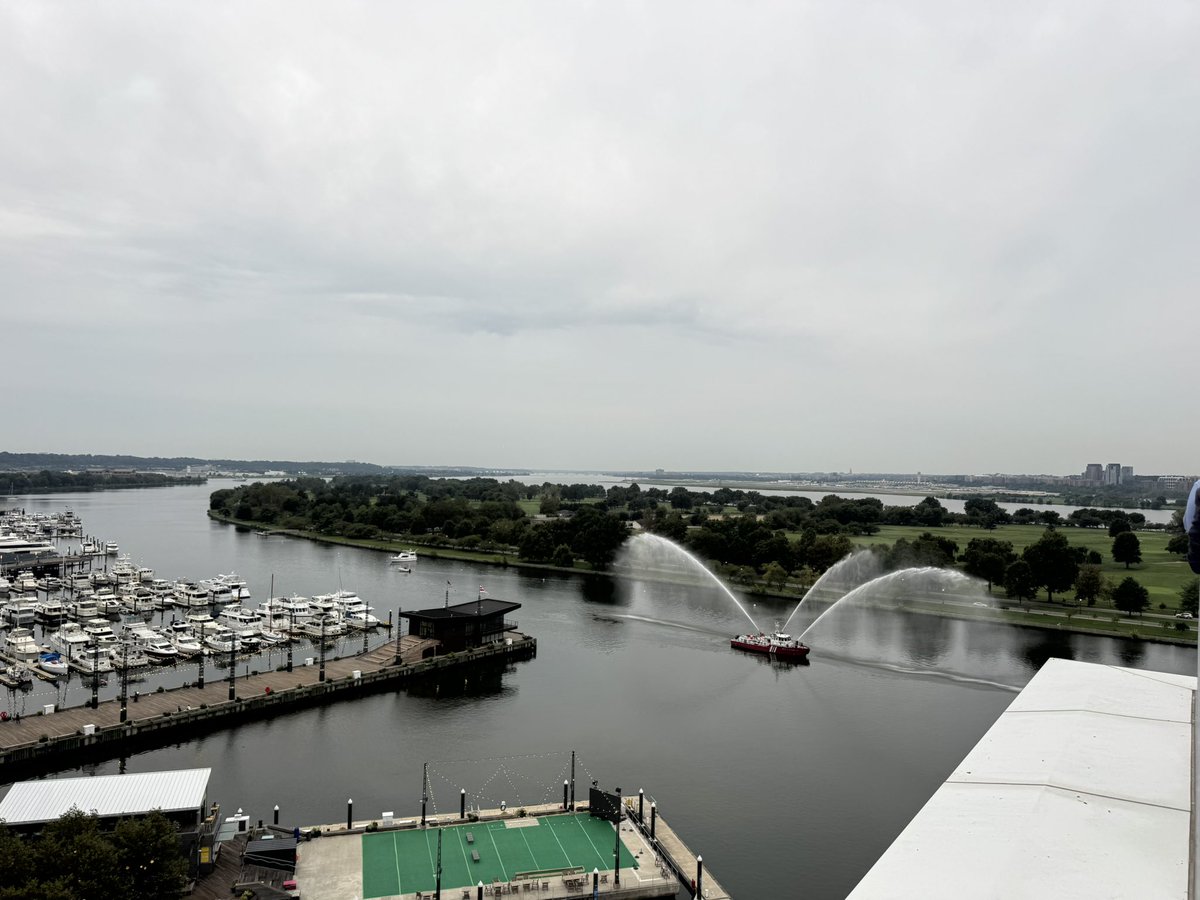 Very cool! <a href="/dcfireems/">DC Fire and EMS Department</a> Fire Boat went by the <a href="/CFSIUpdate/">CFSI</a>’s evening meeting tonight!