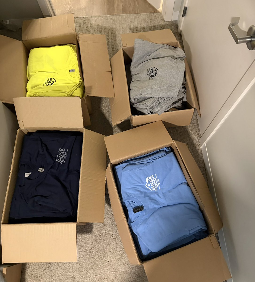 ProjanskyMatt's tweet photo. Haven’t said it on here yet… but I launched my own business. Jansk Construction , and the merch just landed!! Follow my Instagram https://t.co/Y5uQpEVfsj https://t.co/1vtiRRhmqg
