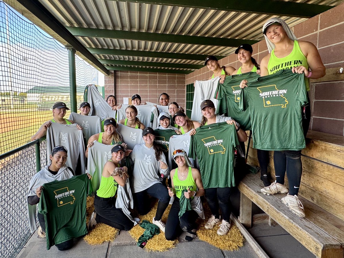 More MOSO Swag! 

Earn vs Deserve: there is a difference.

#EarnYourGreen