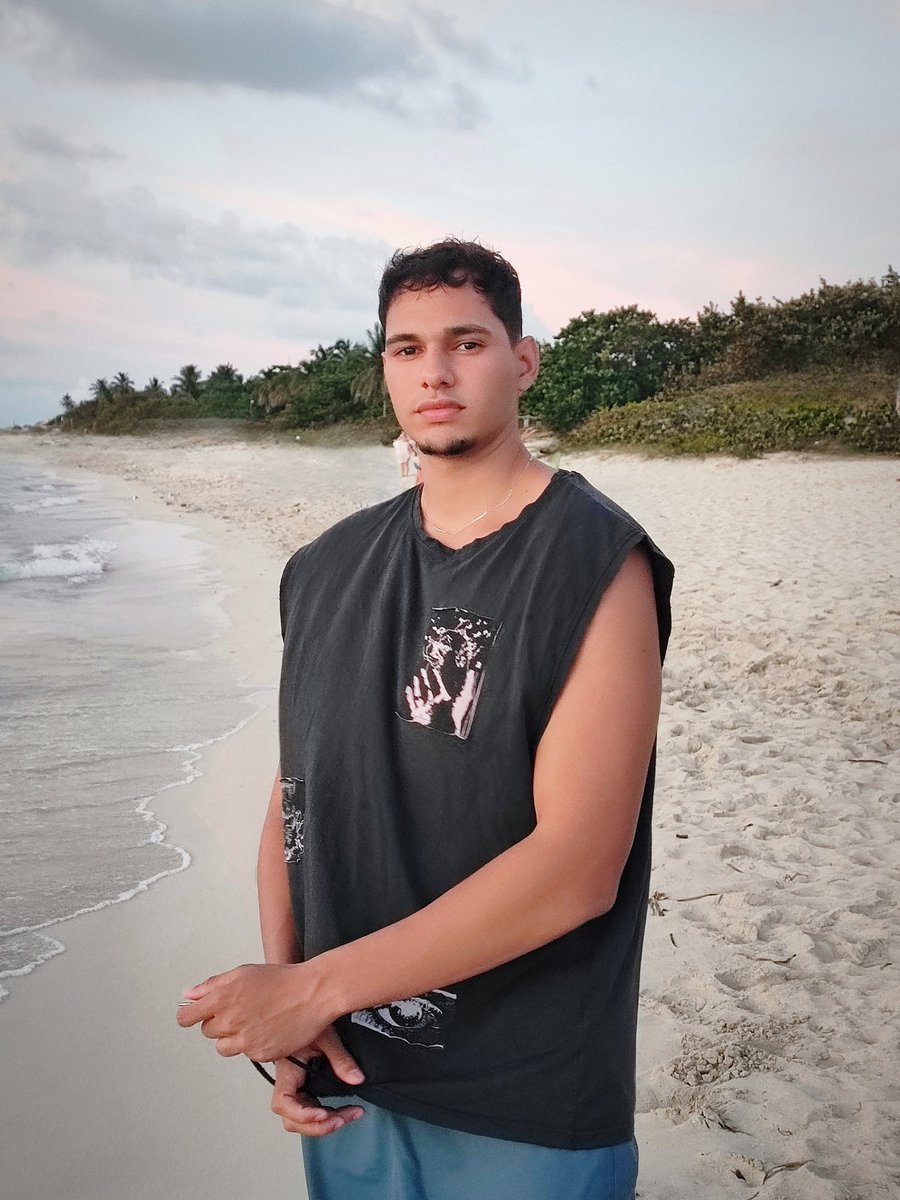 liamcabrera00's tweet photo. Tbt 🫥 https://t.co/x5mBAn3M0p