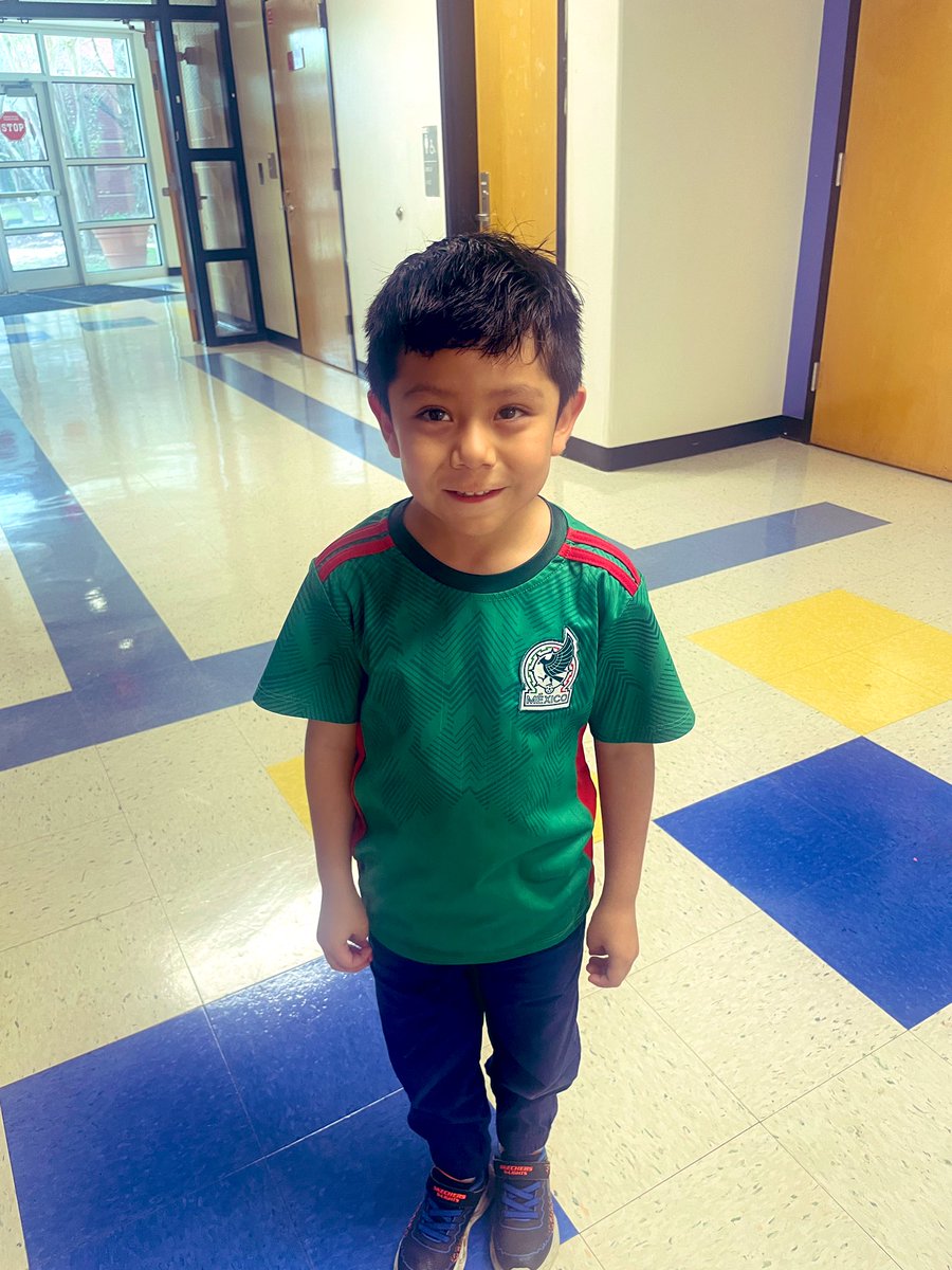 MrTeachK's tweet photo. Today’s celebration for Hispanic Heritage Month was Hispanic Heritage Film, Media, Art &amp; Book Character Day. Students wore a t-shirt or any attire of Hispanic character from any film, media, art, games or books @HillsideES #HispanicHeritageMonth #AwareAndCareFCS @FultonCoSchools https://t.co/6bMmme4F8z