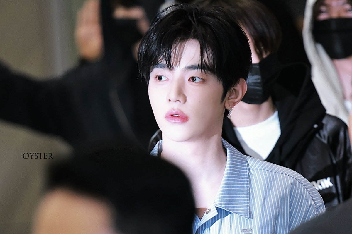 250929 ICN
You are so beautiful!!!

#ZHANGHAO #장하오 #章昊 #ジャンハオ