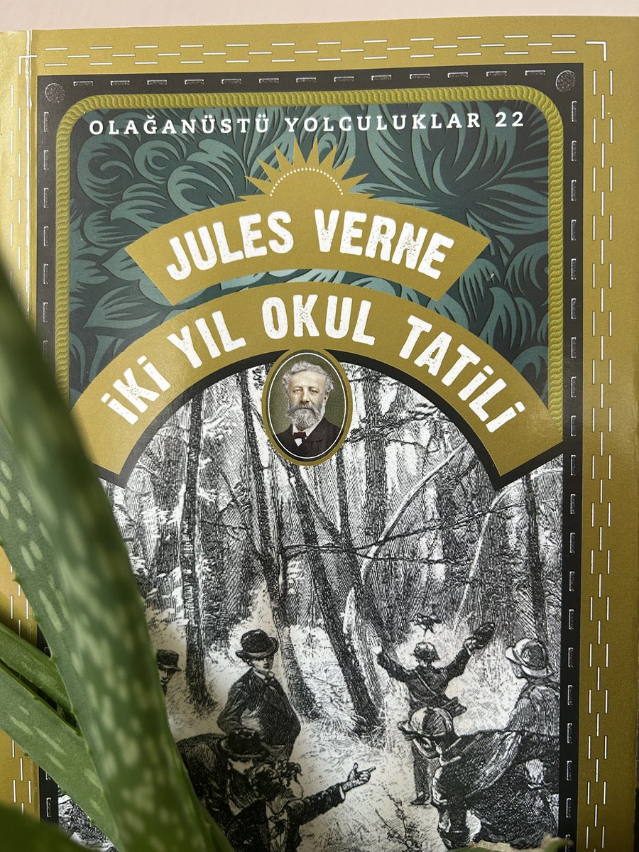 Çocukken hep gözüme çarpan ama okumadığım bir kitaptı…Bu dönemin insanlarındaki dünyanın keşfedilmemiş yönlerine, gizemlerine olan merak duygusuna hep özenmişimdir…