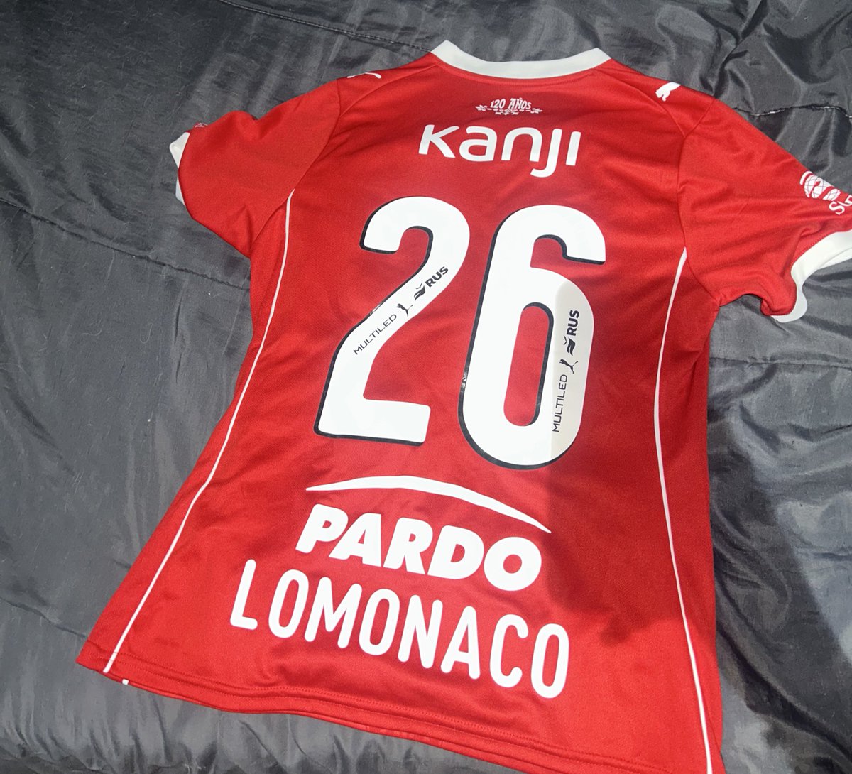 aguss__h's tweet photo. Mi última camiseta de independiente, no me pienso volver a comprar una camiseta y que tengo el logito de ATOMIK váyanse a cagar. https://t.co/dXlhlchJEf