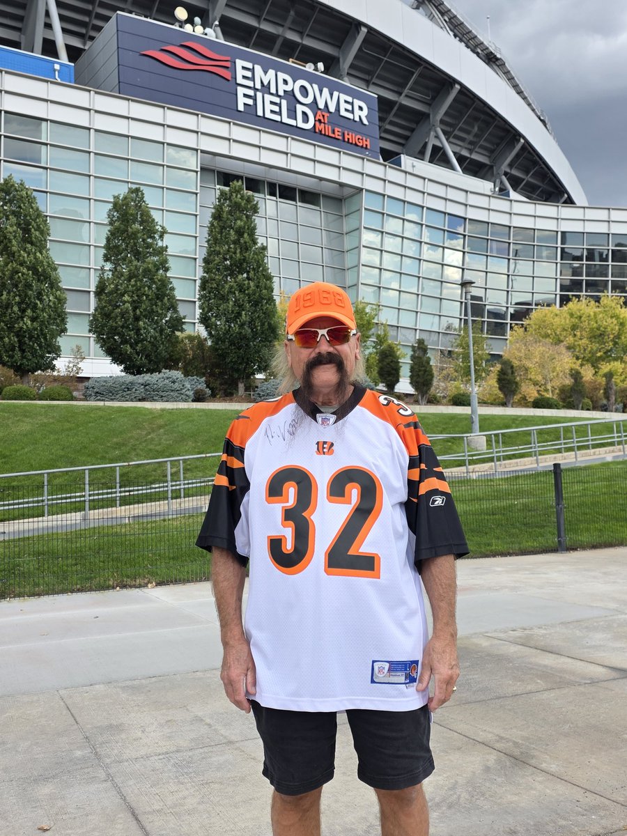 kdwhodey's tweet image. This one&apos;s for you 32. WHO DEY