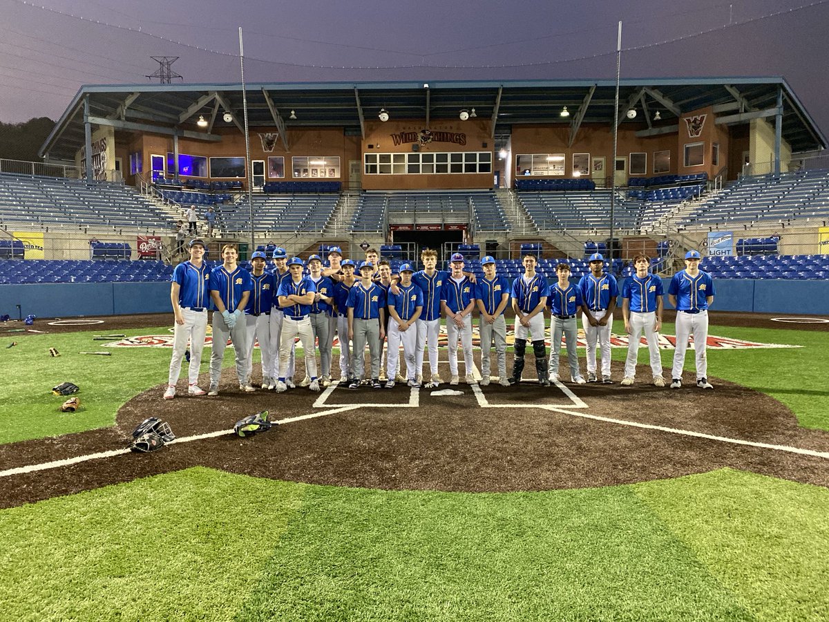 What a great kickoff to the fall!!!  We might have to wait a long time for a game, but it was so worth it tonight!!!!