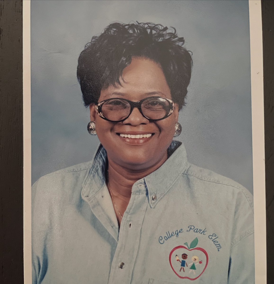 Candis J. Holt tweet media