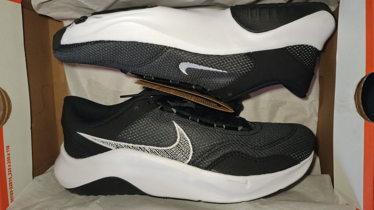 Wts Nike | Zin tweet media