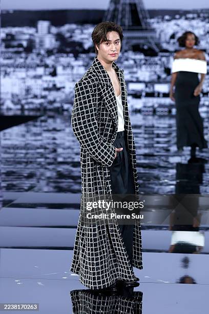 ความหล่อระดับโอต์กูตูร์ ! "เจมีไนน์ นรวิชญ์" สะกดทุกสายตา บนรันเวย์ระดับโลกในงาน L'Oréal Paris Le Défilé 2025

GEMINI LEDEFILE WALK YOUR WORTH

#Gemini_NT #เจมีไนน์
#LeDefileLOrealxGemini
#LEDEFILELOREALTH2025 
#LEDEFILELOREALPARIS #WORTHIT
#WALKYOURWORTH #LOrealParisTH