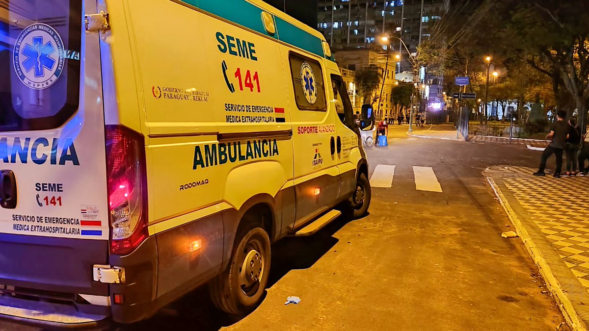 msaludpy's tweet image. 🚑 #SEME | El Servicio de Emergencias Médicas Extrahospitalarias (SEME), dependiente del @msaludpy continúa desarrollando un trabajo permanente y coordinado en la atención de urgencias y emergencias, garantizando una respuesta rápida a la población.