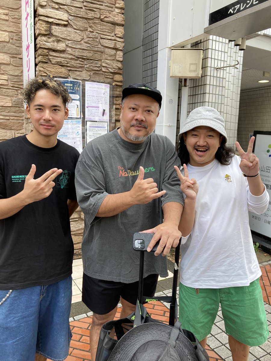 alc_usami's tweet image. キヨサク(MONGOL800) × ZENDAMAN

@KIYOSAKU_no_pro @zendaman0107 

#mongol800 #zendaman #zendamizendaband #いしがきmusicfestival
