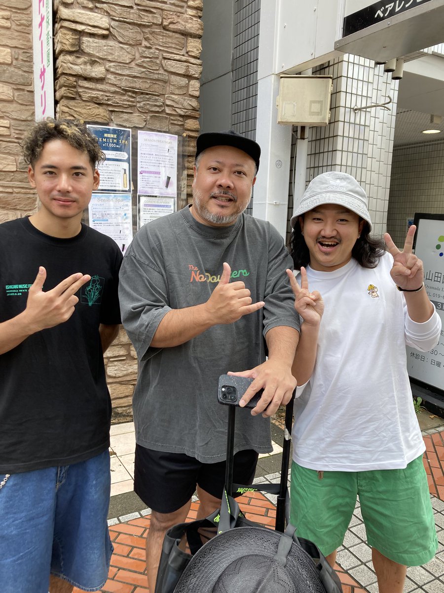 alc_usami's tweet image. キヨサク(MONGOL800) × ZENDAMAN

@KIYOSAKU_no_pro @zendaman0107 

#mongol800 #zendaman #zendamizendaband #いしがきmusicfestival