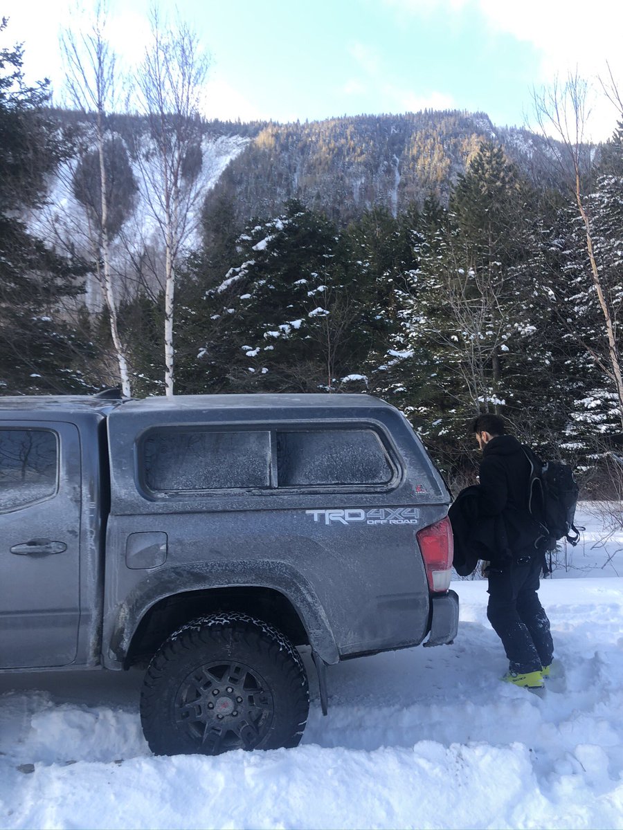 lc_carrier's tweet photo. @Sim89776996 @Austen Probably tbh. I lifted my truck 2 inches to cope with old trauma. https://t.co/F7e2HiEq1G