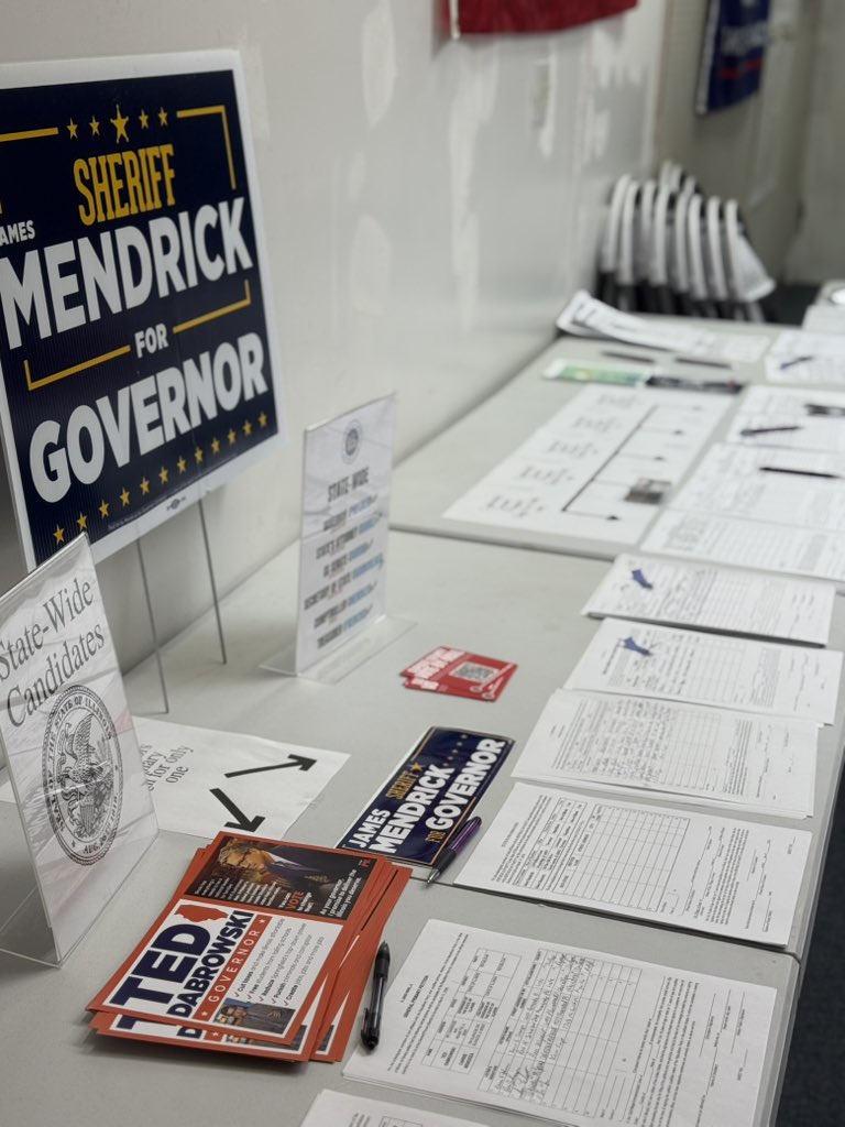 Thank you to everyone out there helping with candidate petition signatures. Many hands make light work! Let’s keep cranking out petitions. Our countywide candidates need lots of signatures! 🇺🇸 🇺🇸 🇺🇸