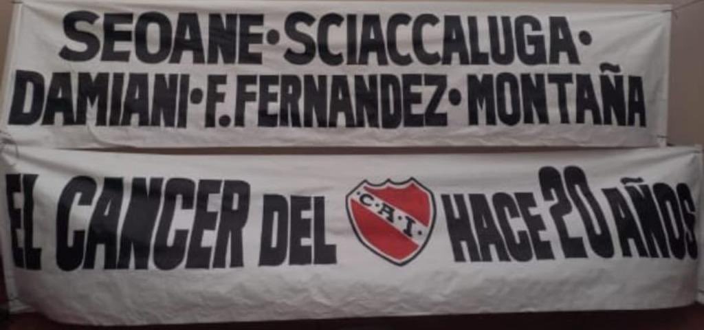 Bochinismo's tweet photo. No les importa Independientre.
No les importa la opinión de los socios.
No les importa que no puedan volver a pisar el club.
No les importa nada.

Solamente llenarse los bolsillos. https://t.co/trijFArYj1