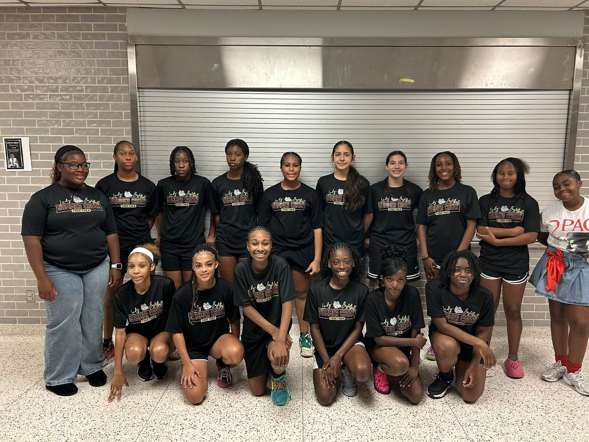Tonight wraps up fall league with our sub varsity teams! I’m so excited for this season. <a href="/sc_ladyhoops/">Summer Creek Lady Bulldogs</a> has been working and it shows.