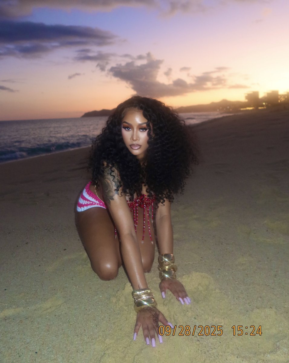 more exotic than the tropics .. 🧚‍♀️