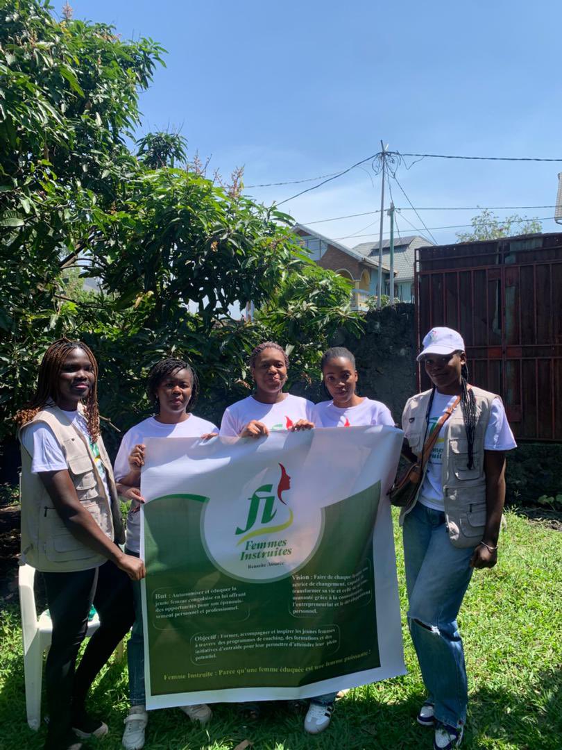 Femmes Instruites – Goma

Nos équipes ont organisé une séance de sensibilisation sur l’importance de l’hygiène.

Un moment d’apprentissage et de partage pour promouvoir la santé et le bien-être dans la communauté.

#FemmesInstruites #Goma #Hygiène #Autonomisation