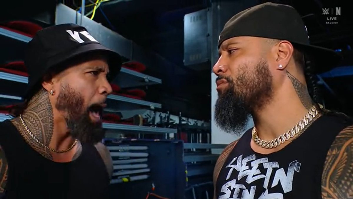 theusotwinzcom's tweet image. #TheUsos #YEET